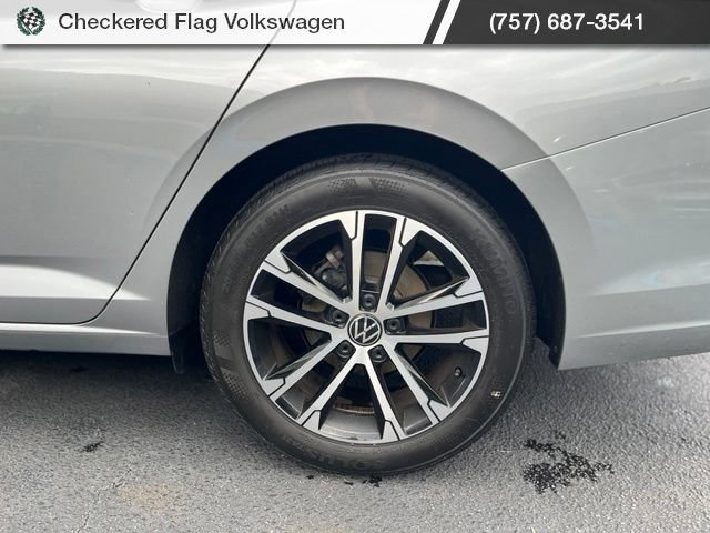 Used 2025 Volkswagen Jetta Sport FWD image 7