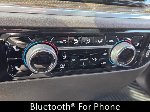 Used 2025 Chevrolet Silverado 1500 LT w/ Work Truck Package image 25