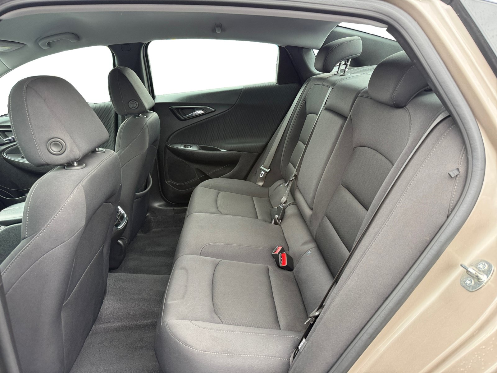 Used 2023 Chevrolet Malibu LT FWD image 16
