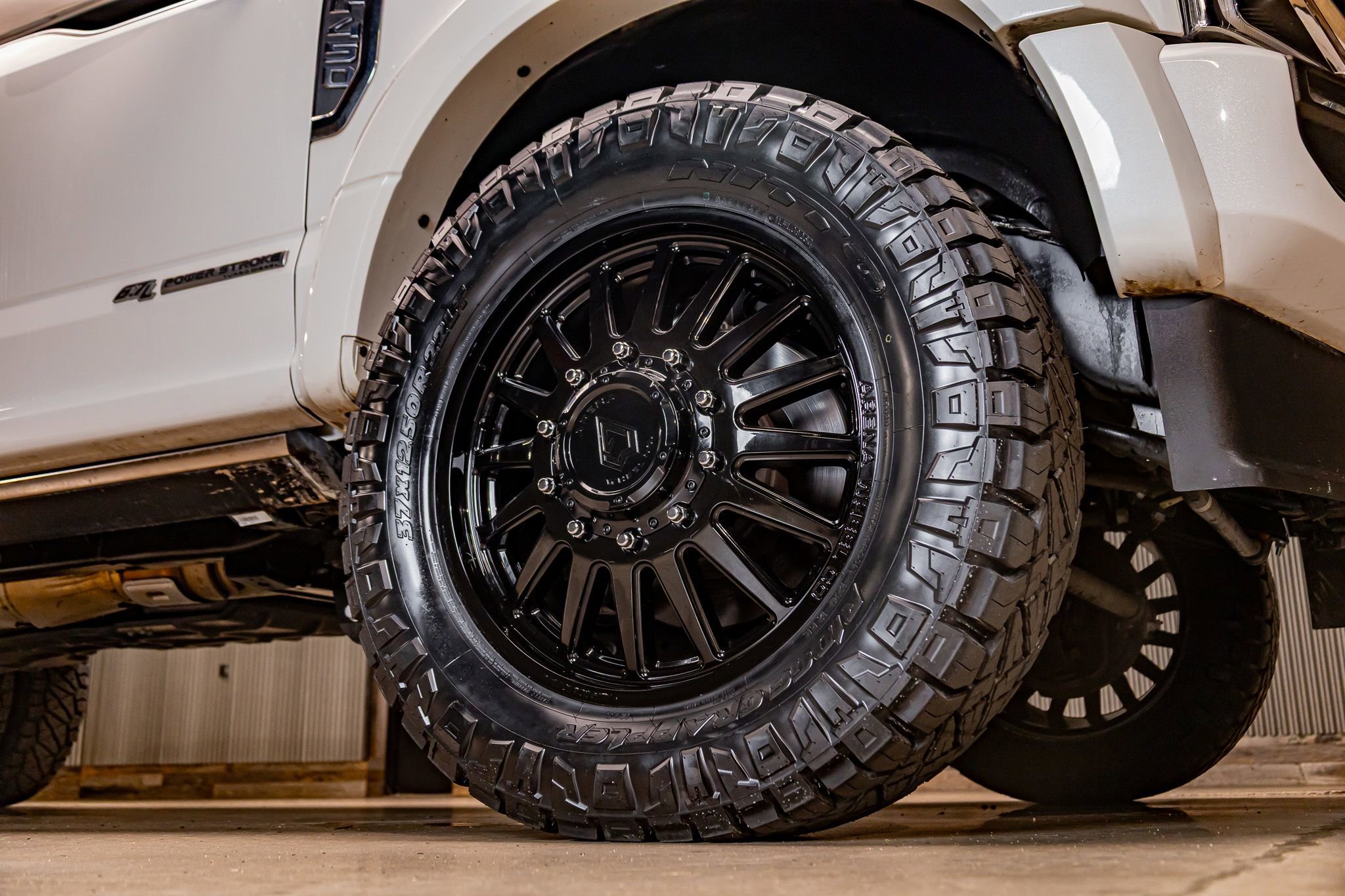 Used 2020 Ford F450 Platinum w/ FX4 Off-Road Package image 13