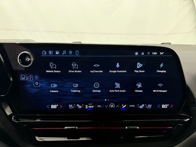 Used 2026 Chevrolet Silverado EV Trail Boss AWD/4WD image 36