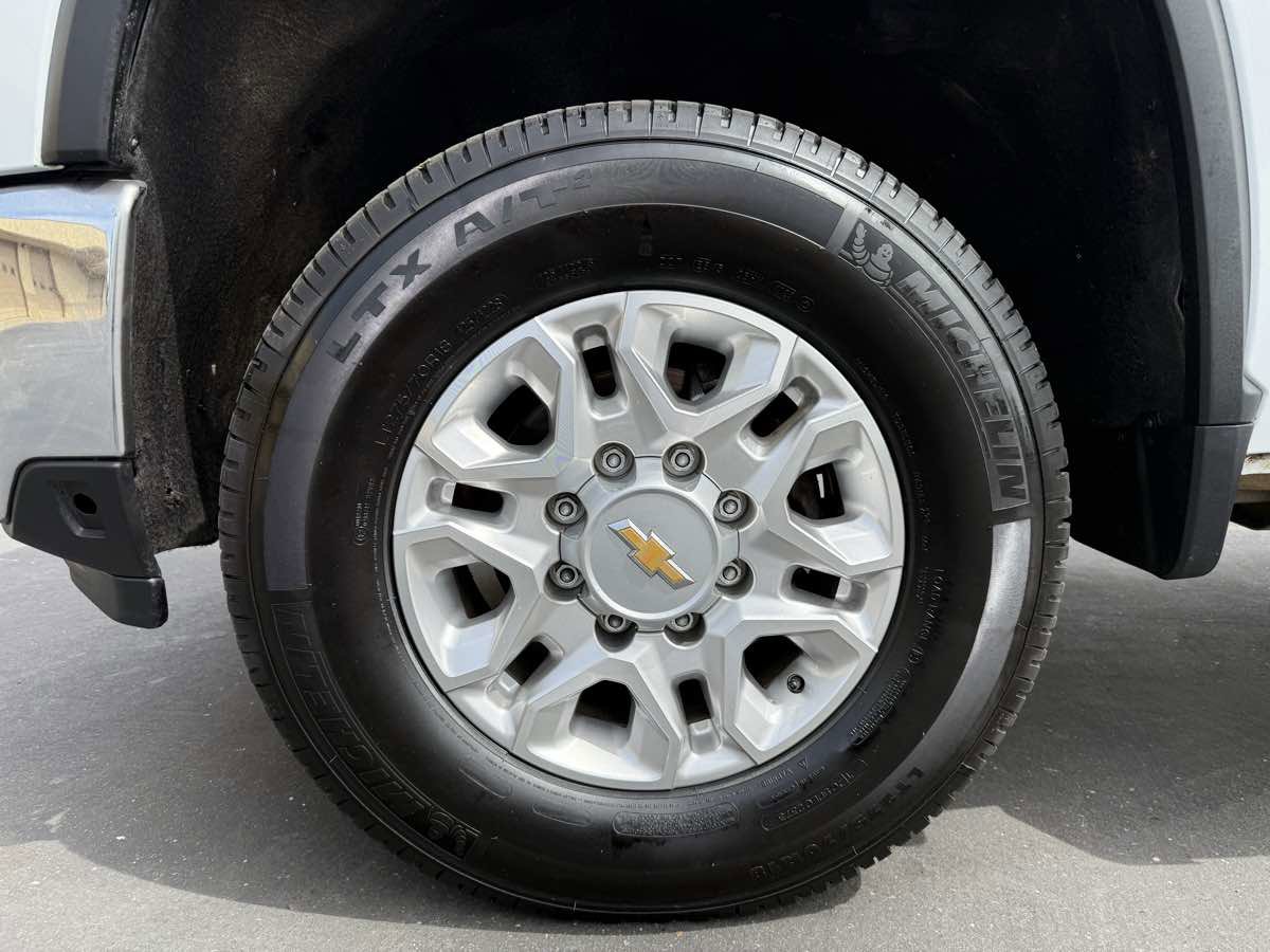 Used 2024 Chevrolet Silverado 2500 W/T w/ WT Fleet Convenience Package image 11