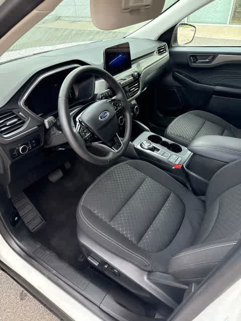 Used 2023 Ford Escape Active AWD/4WD image 11