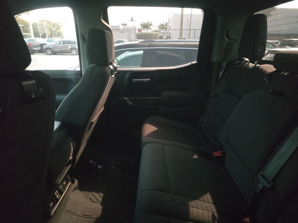Used 2021 Chevrolet Silverado 1500 RST image 14