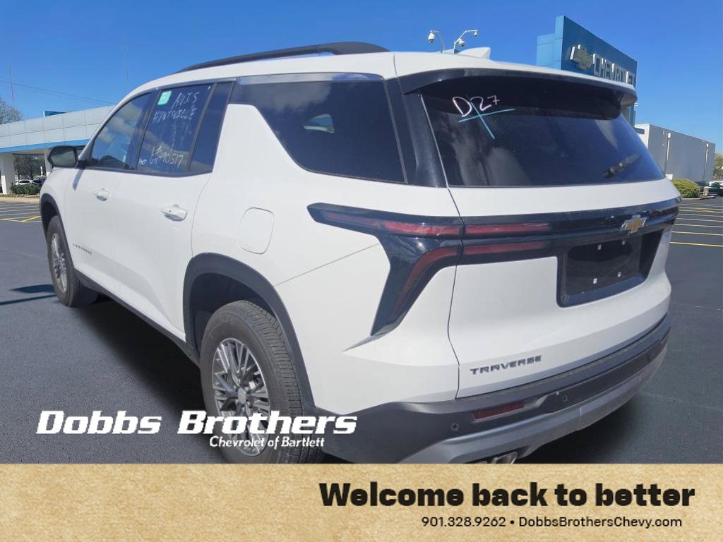 Used 2026 Chevrolet Traverse LT FWD image 7