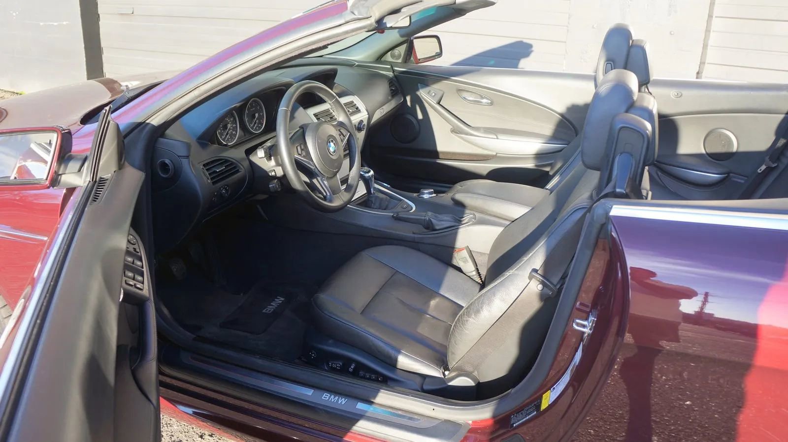 Used 2008 BMW 650i Convertible image 11
