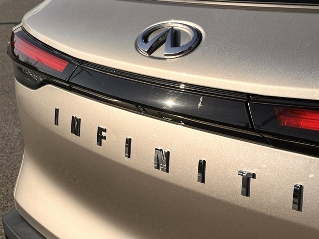 Certified 2024 INFINITI QX60 Luxe image 36