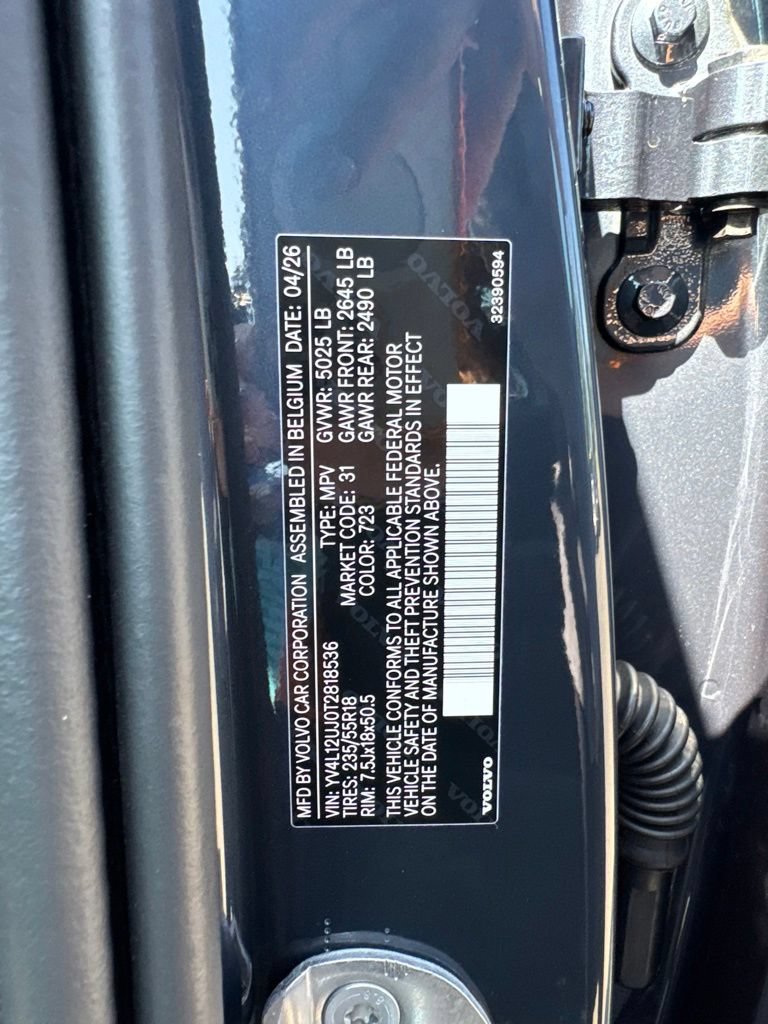 New 2026 Volvo XC40 B5 Core w/ Climate Package AWD/4WD image 30