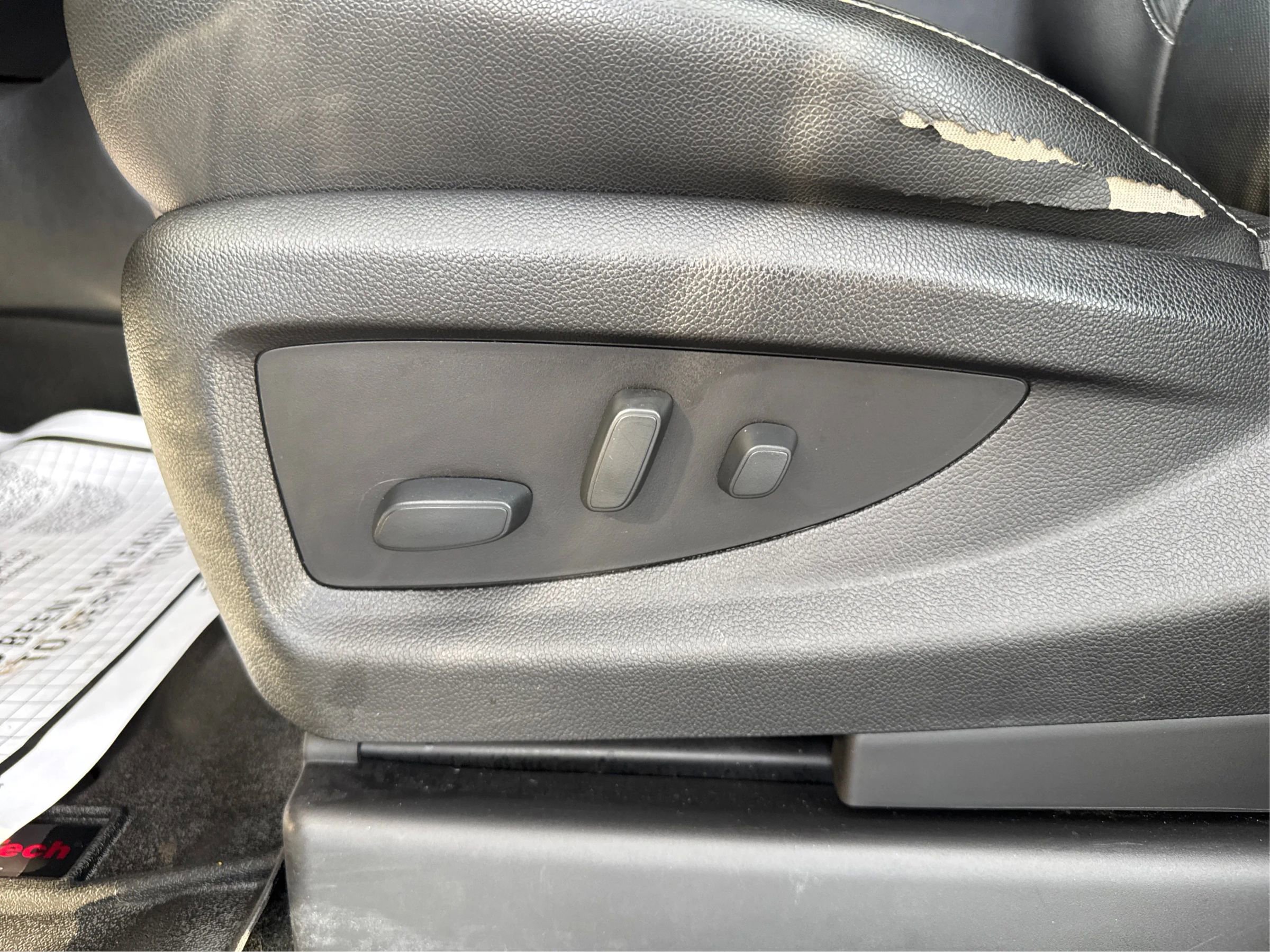 Used 2018 GMC Yukon SLT w/ HD Trailering Package image 23