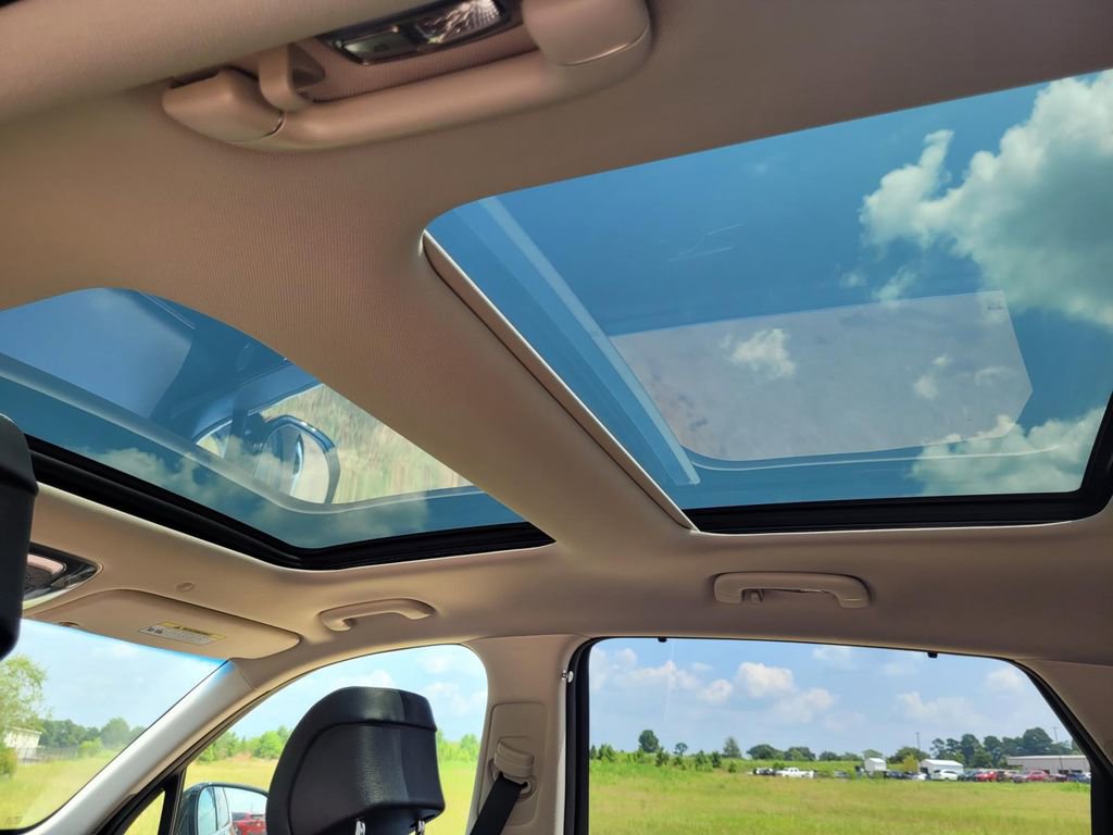 Used 2023 Genesis GV80 2.5T w/ Prestige 20" Package image 12