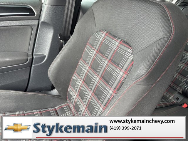 Used 2016 Volkswagen GTI S image 39