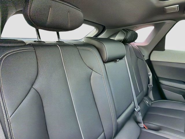 Certified 2025 Cadillac Optiq Sport 2 w/ LPO, Floor Liner Package AWD/4WD image 30