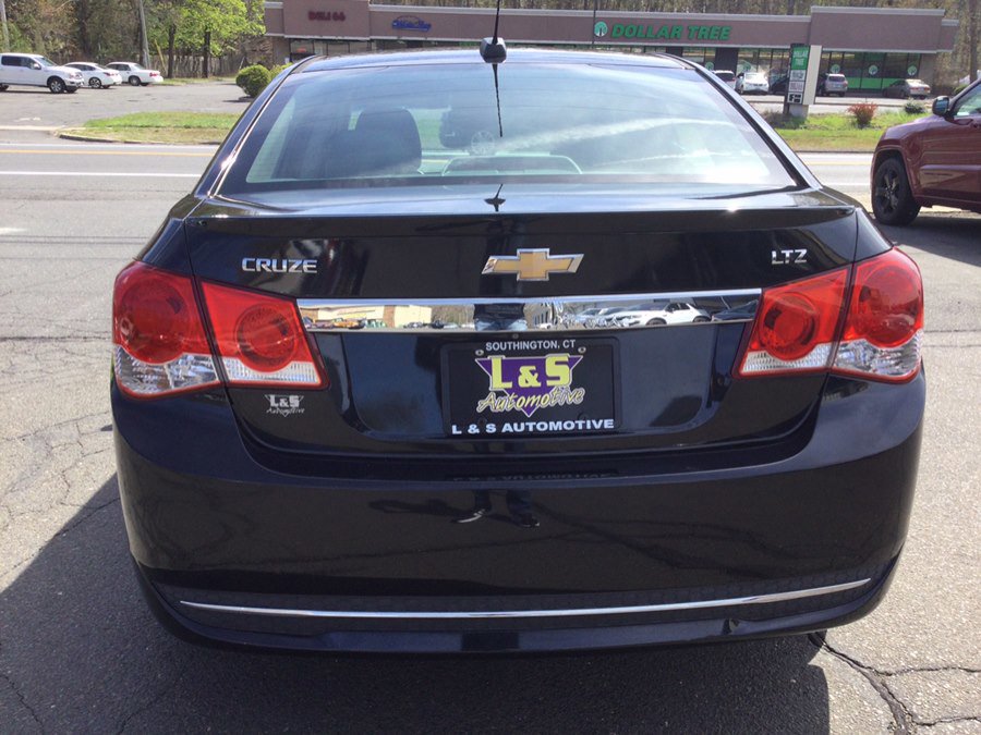 Used 2015 Chevrolet Cruze LTZ w/ Sun, Sound and Sport Package image 9
