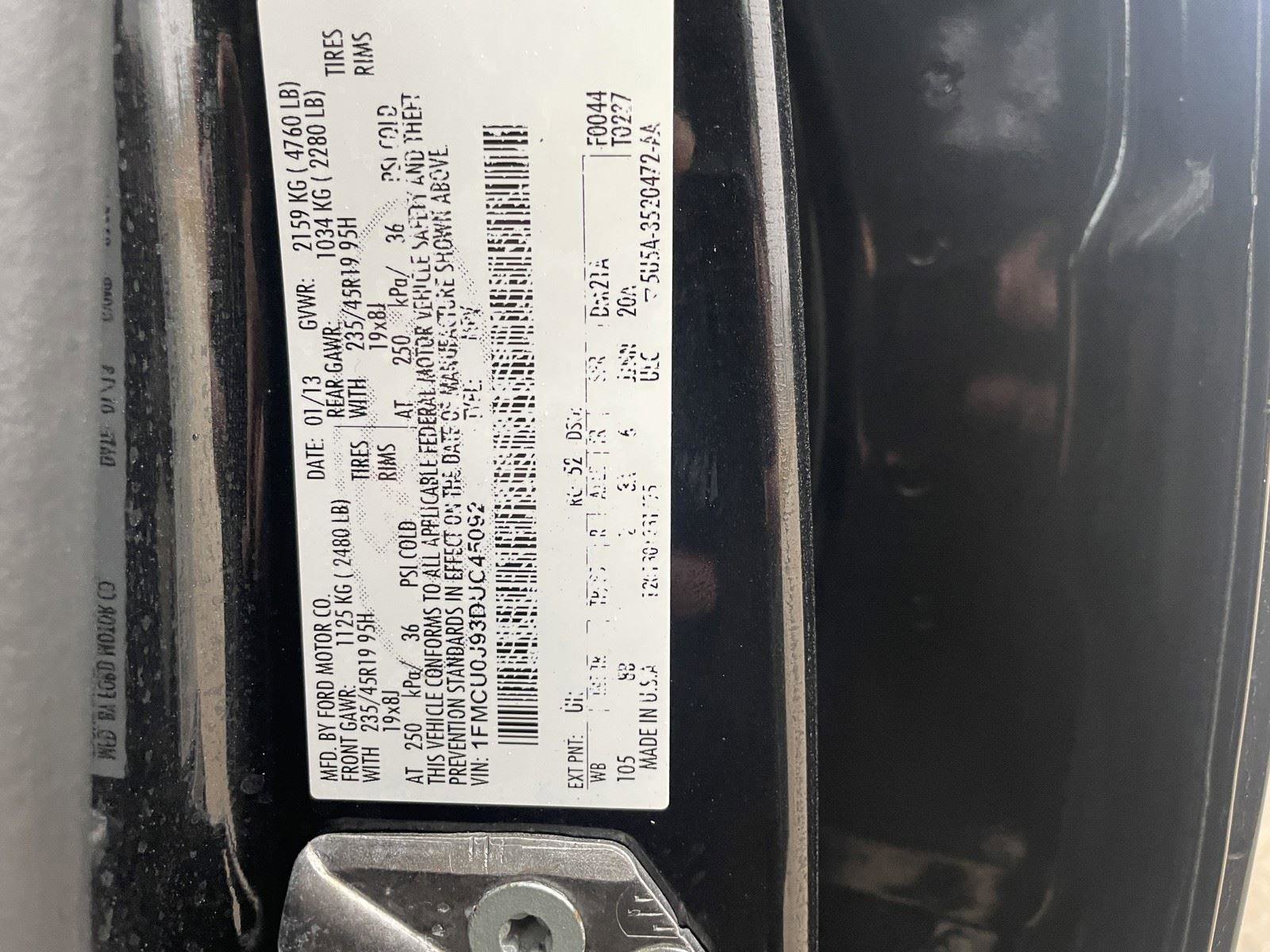 Used 2013 Ford Escape Titanium w/ Class II Trailer Tow Pkg image 37