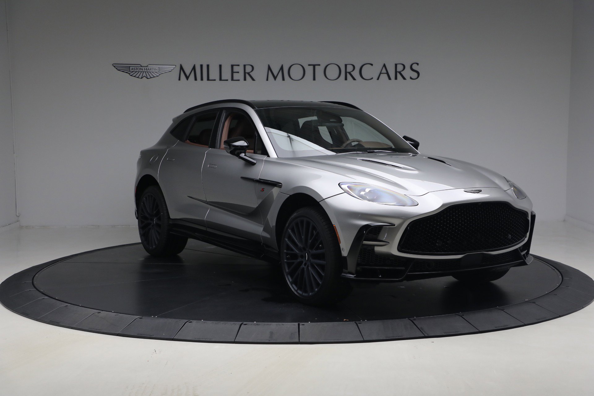 New 2026 Aston Martin DBX S AWD/4WD image 11