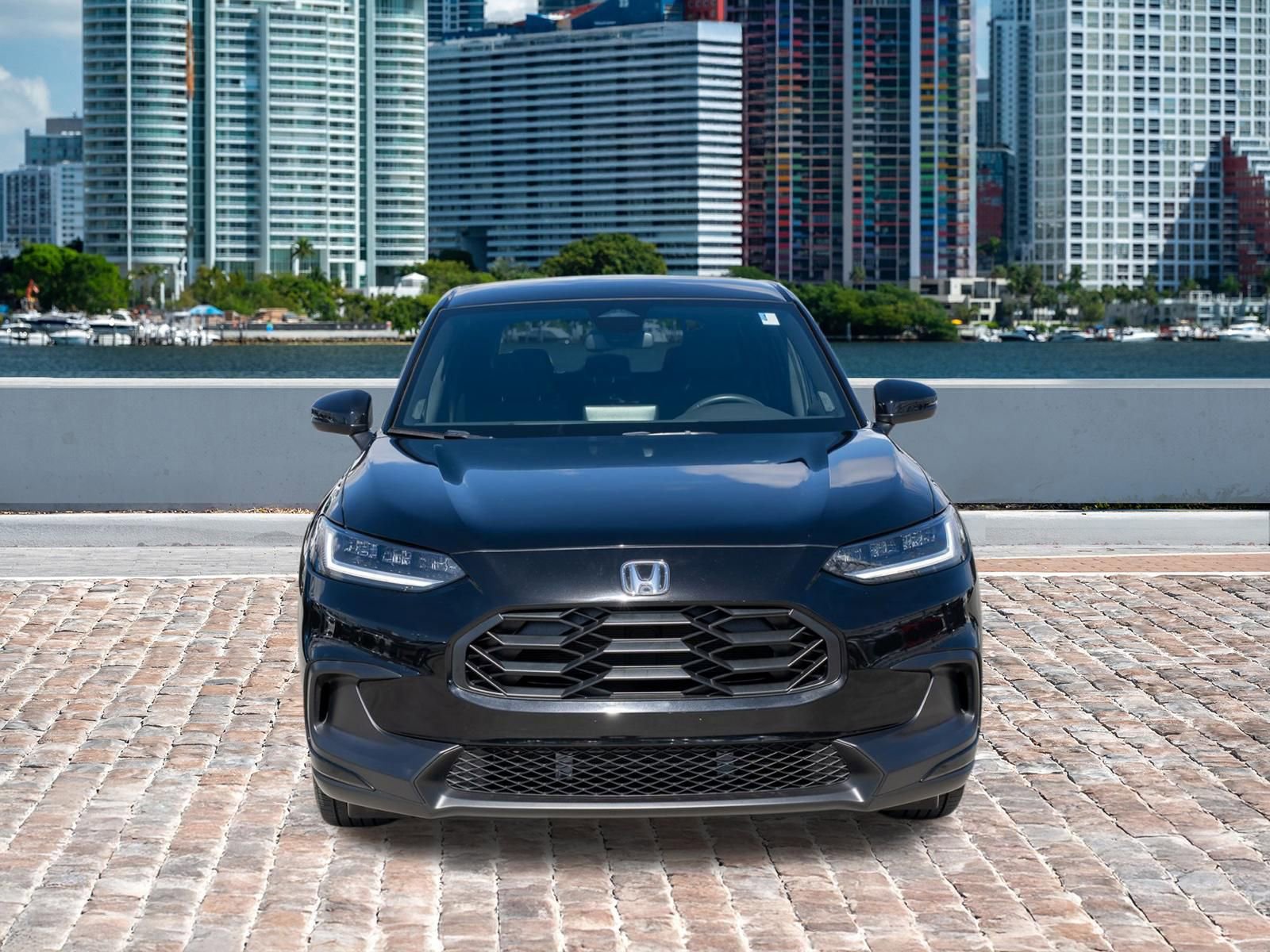 Certified 2025 Honda HR-V Sport image 2