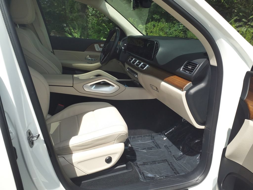 Certified 2025 Mercedes-Benz GLE 450e 4MATIC image 10