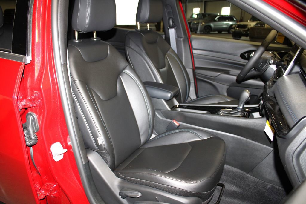 New 2026 Jeep Compass Limited image 26