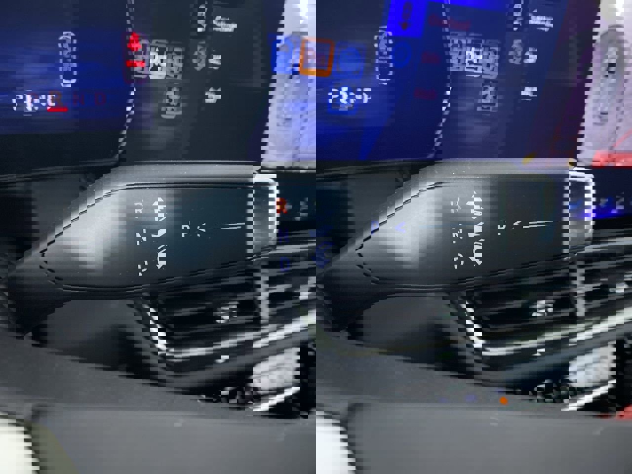 Certified 2024 Chevrolet Equinox EV RS image 14