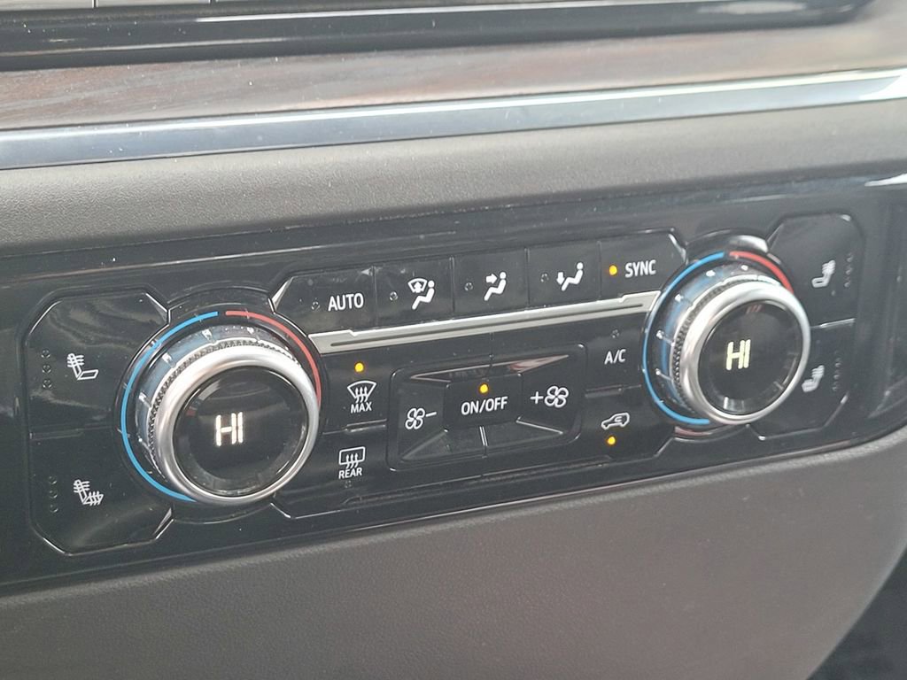 Used 2024 GMC Sierra 1500 SLT image 20