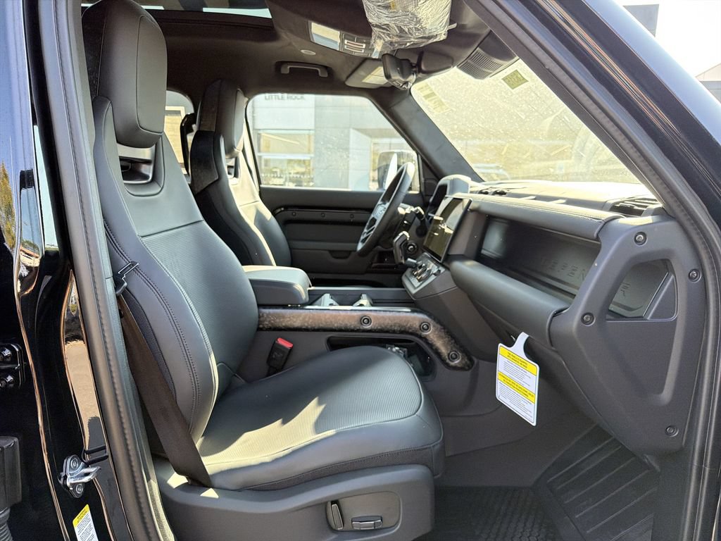 New 2026 Land Rover Defender 110 OCTA AWD/4WD image 15