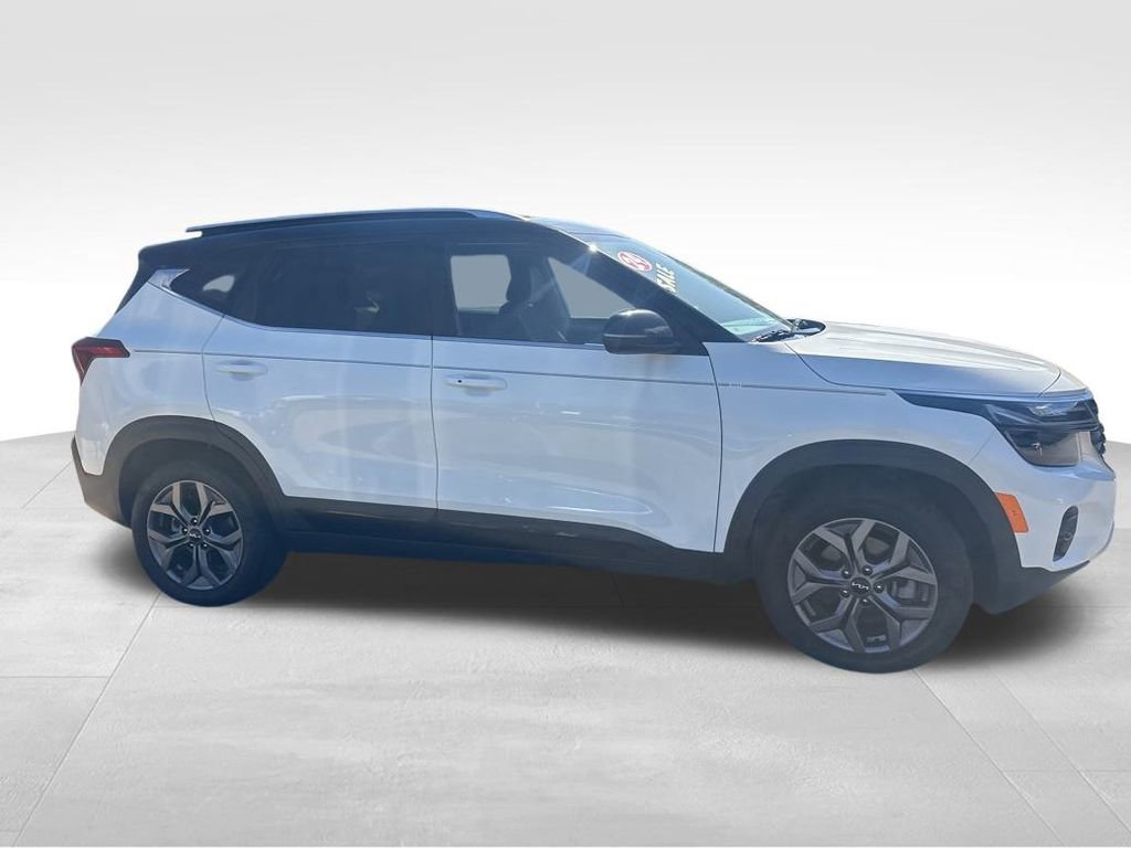 Used 2024 Kia Seltos S image 13