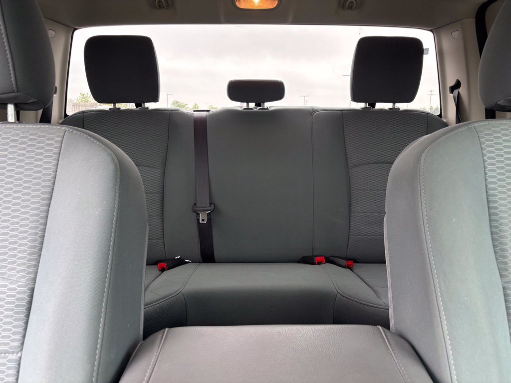 Used 2015 RAM 1500 Express AWD/4WD image 24