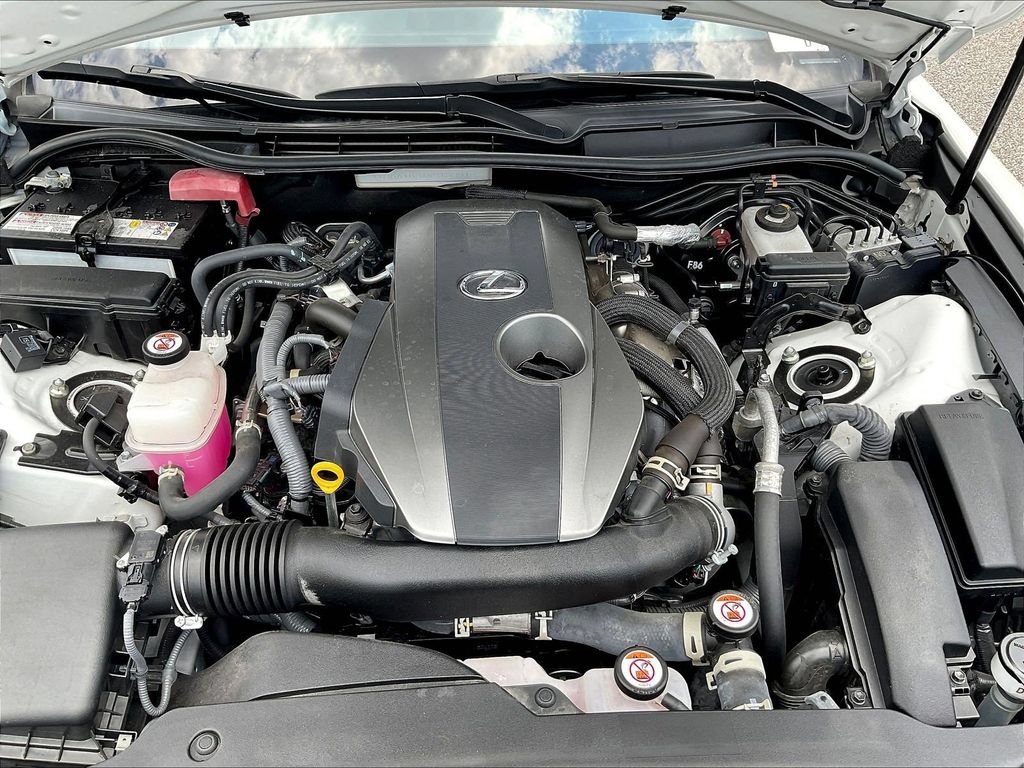 Used 2024 Lexus IS 300 w/ Premium Package RWD image 31