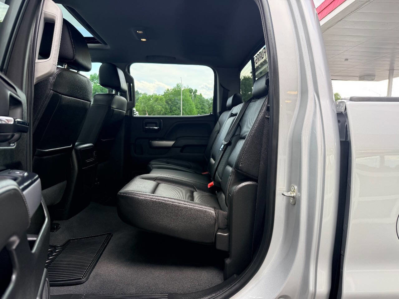 Used 2019 Chevrolet Silverado 3500 LTZ w/ Duramax Plus Package AWD/4WD image 35