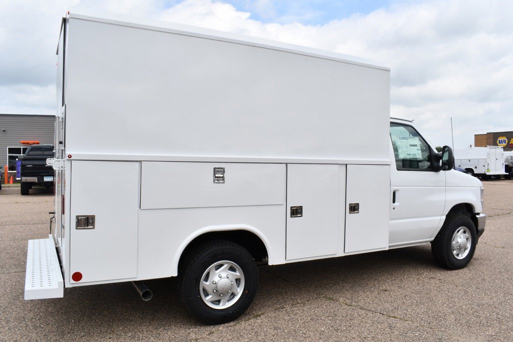 New 2026 Ford E-350 and Econoline 350 Super Duty w/ Power Equipment Group image 11