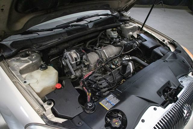 Used 2008 Buick Lucerne CXL w/ Driver Confidence Package image 26