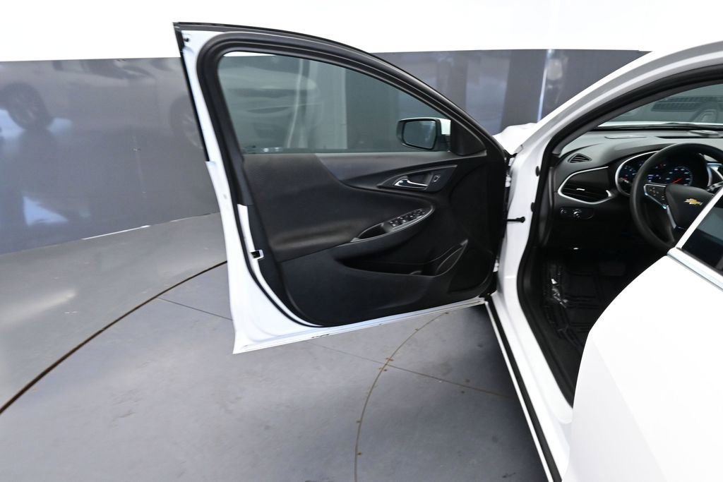 Used 2024 Chevrolet Malibu LT FWD image 24