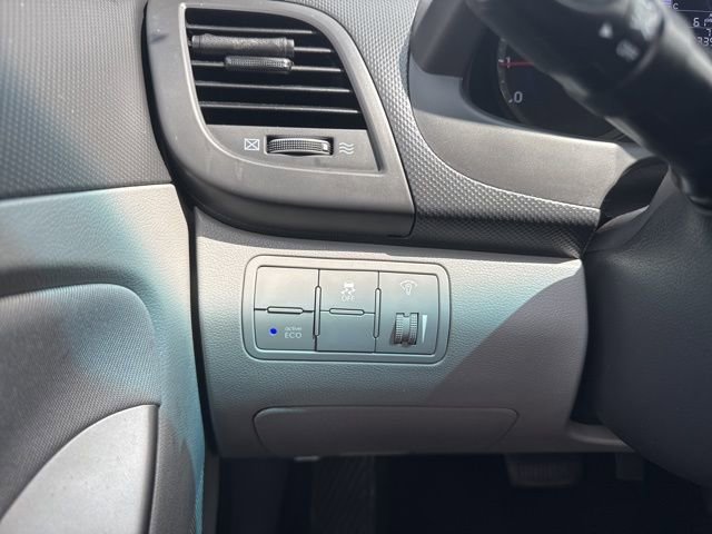 Used 2016 Hyundai Accent SE FWD image 20