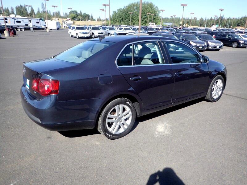 Used 2009 Volkswagen Jetta TDI image 5
