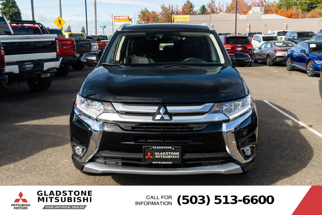 Used 2018 Mitsubishi Outlander GT AWD/4WD image 2