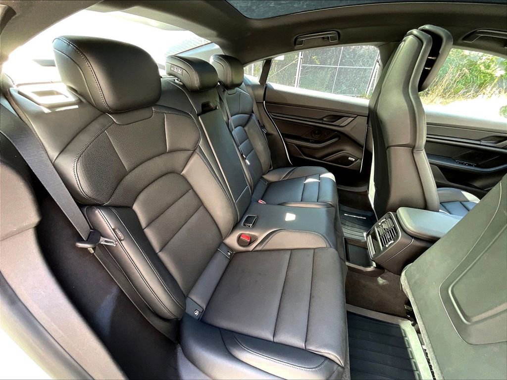 Certified 2024 Porsche Taycan image 21