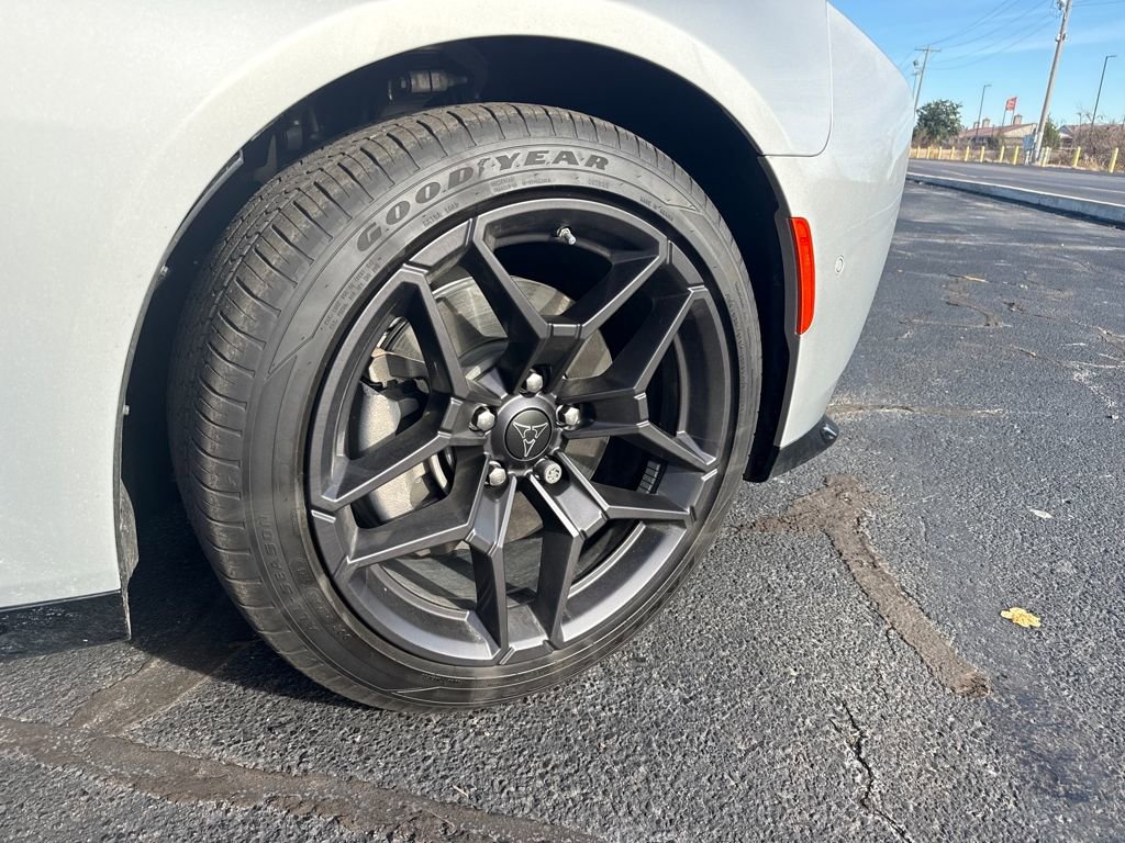 Used 2024 Dodge Charger R/T w/ Plus Group image 21