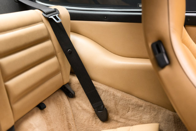 Used 1994 Porsche 911 Carrera 4 image 44