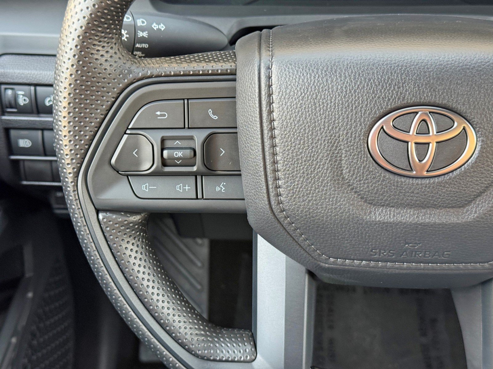 Used 2026 Toyota Tacoma SR RWD image 20