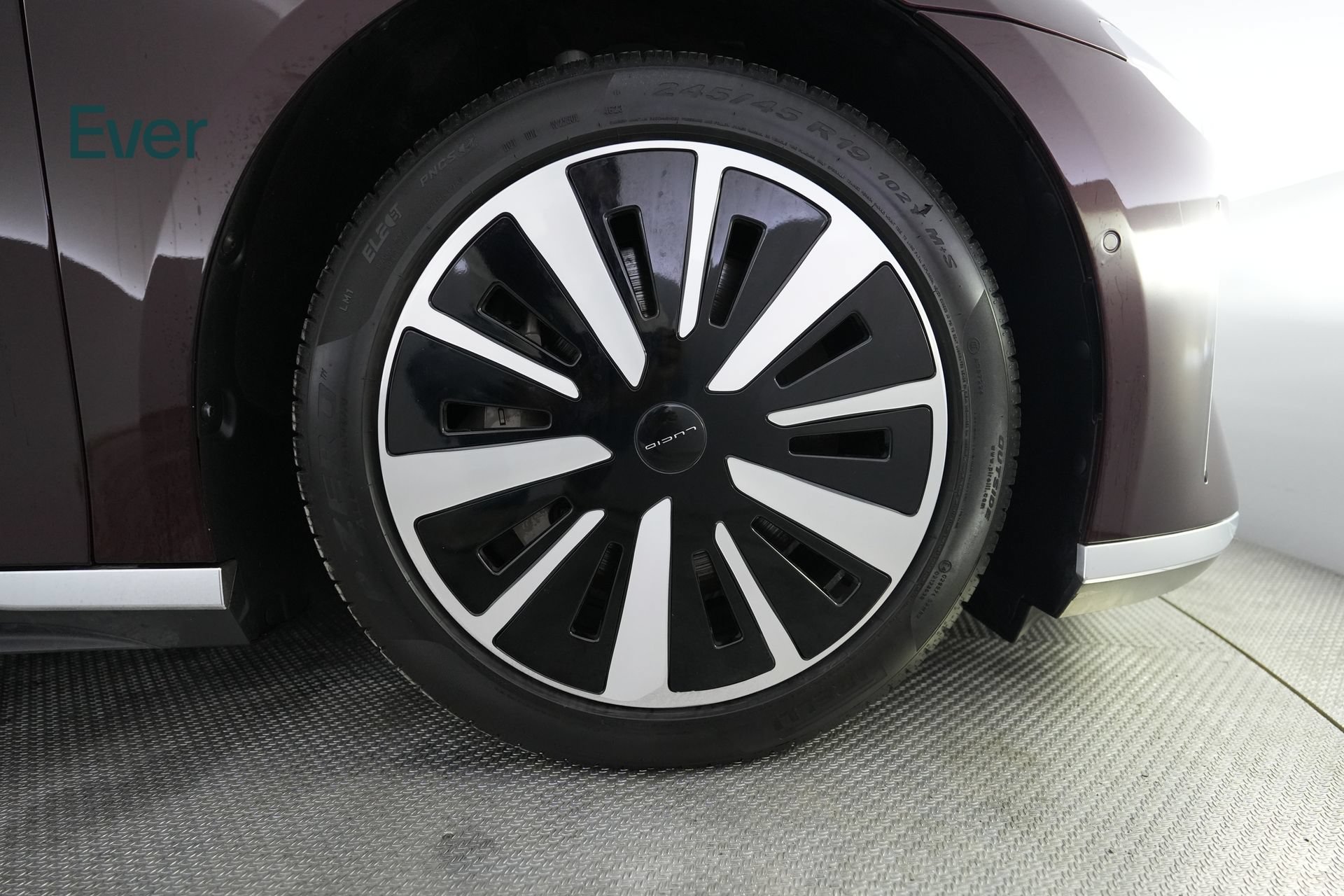 Used 2023 Lucid Air Pure RWD image 20