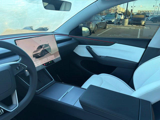 Used 2026 Tesla Model Y Performance AWD/4WD image 23
