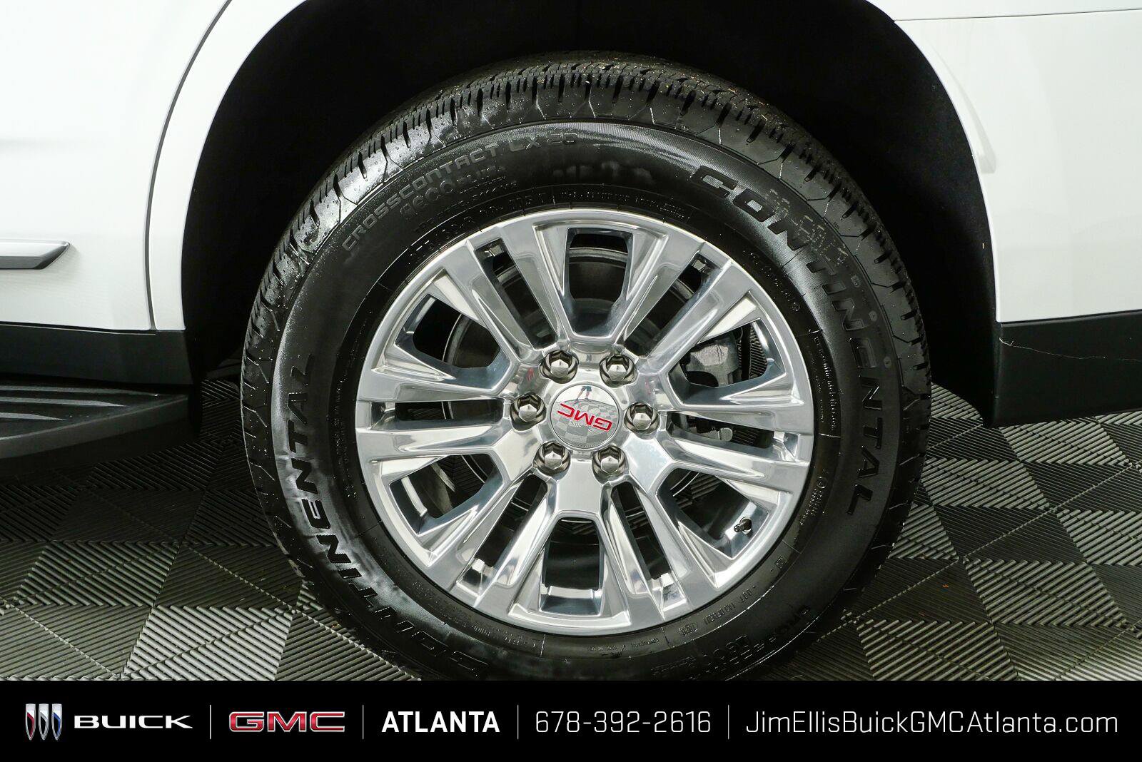 New 2026 GMC Yukon Denali w/ Advanced Technology Package AWD/4WD image 42