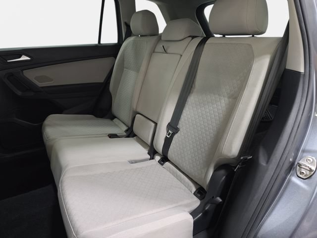 Used 2019 Volkswagen Tiguan S w/ Driver Assistance Package AWD/4WD image 13