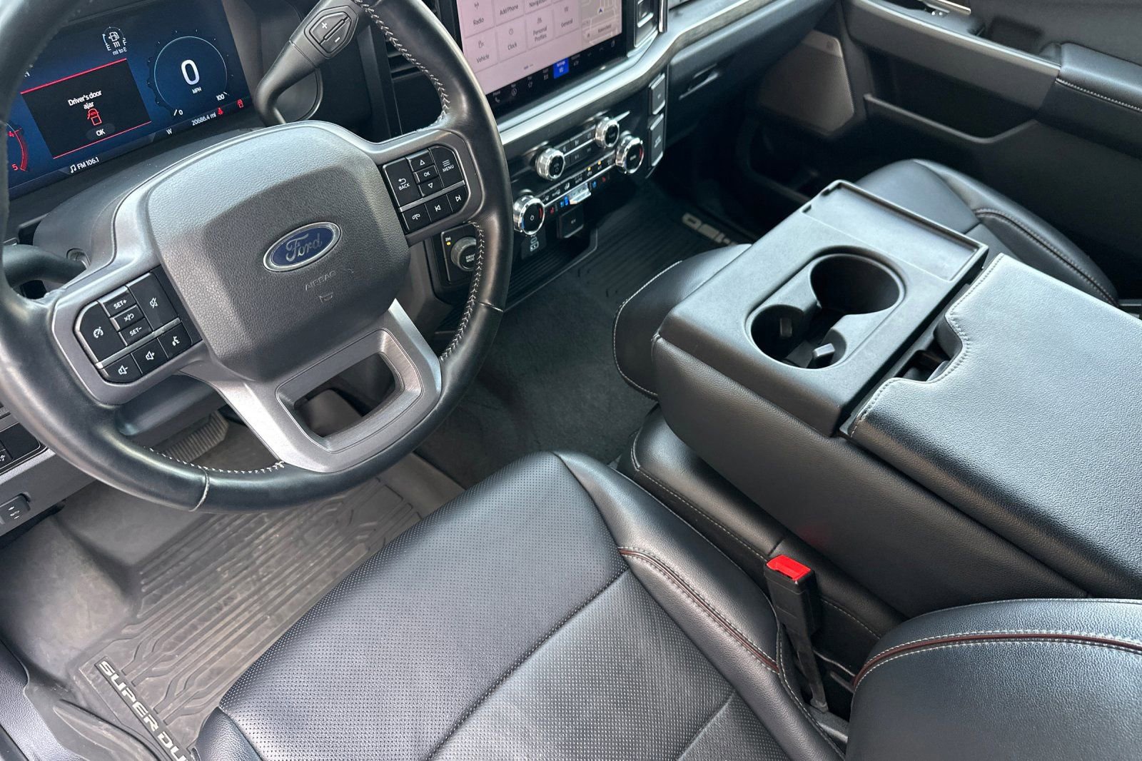 Used 2024 Ford F250 Lariat w/ Chrome Package image 11