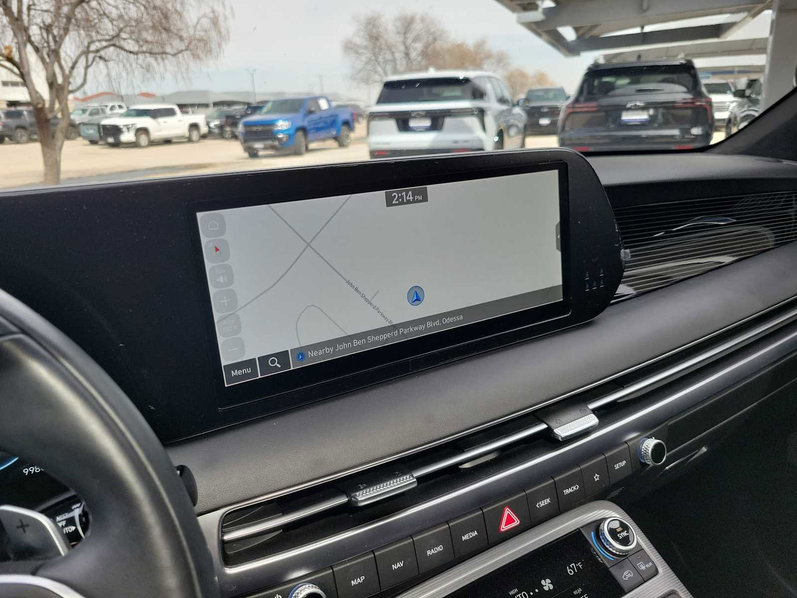 Used 2024 Hyundai Palisade Calligraphy image 16