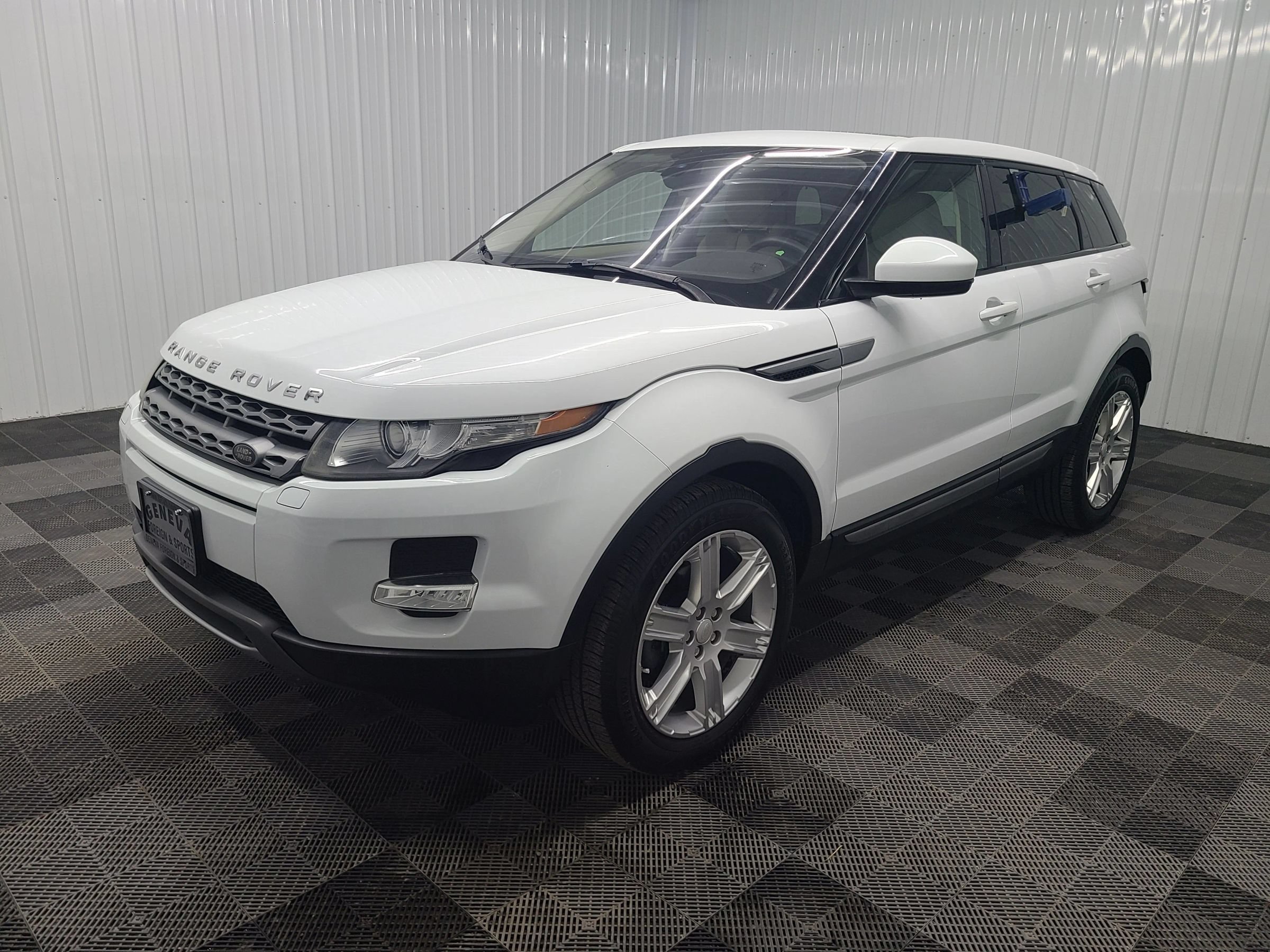 Used 2015 Land Rover Range Rover Evoque Pure Plus AWD/4WD image 7
