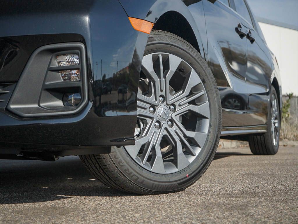 New 2026 Honda Odyssey Touring image 6