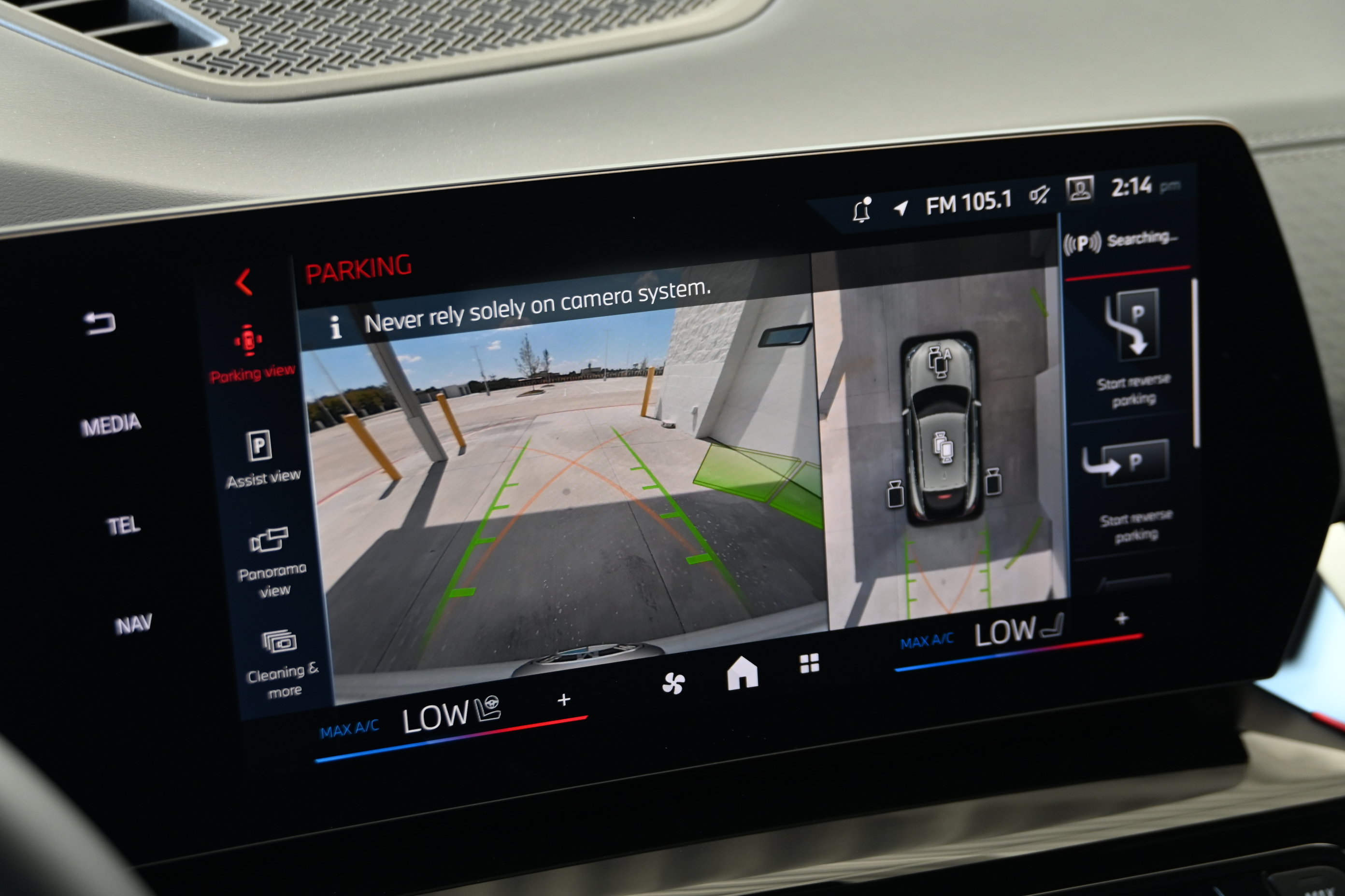 New 2027 BMW X2 xDrive28i AWD/4WD image 17