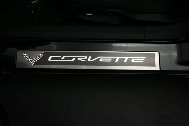 Used 2015 Chevrolet Corvette Z06 w/ 3LZ Preferred Equipment Group RWD image 44