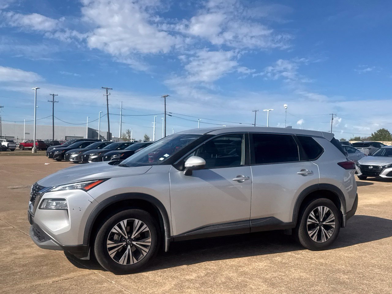 Certified 2023 Nissan Rogue SV FWD image 15